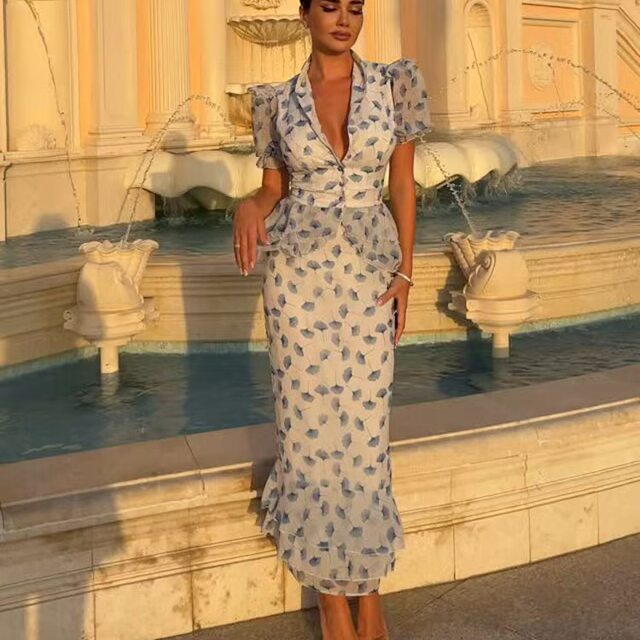 New French-Style Printed V-Neck Puff Sleeve Top and Skirt Set