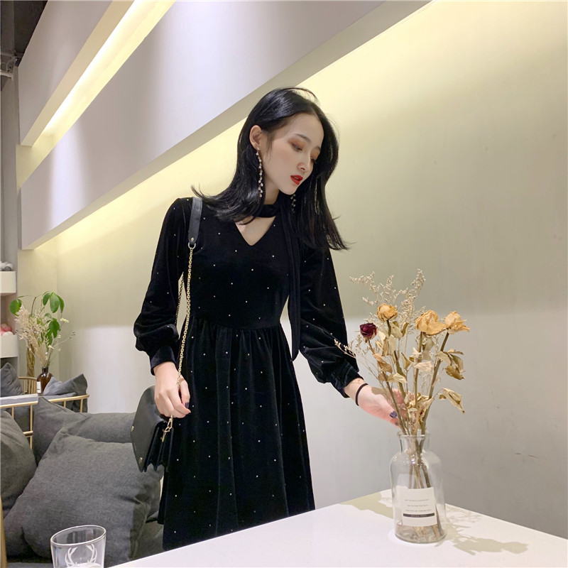 French niche dress autumn and winter first love French girl skirt retro bellflower skirt gold velvet thickened bottoming skirt