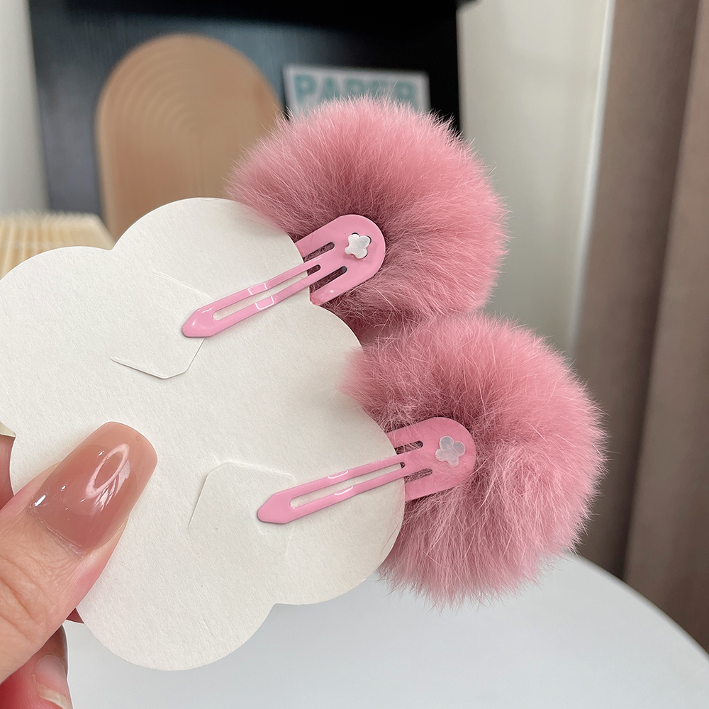 Kid's Simple Style Solid Color Rex Rabbit Fur Hair Clip display picture 1