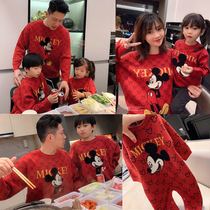 Chinese New Years pro-child clothing Winter style family of three-mouth Four-mouth Fried Street Baby Mother Woman Dress Foreign Air Sweater High-end Baby Climbing