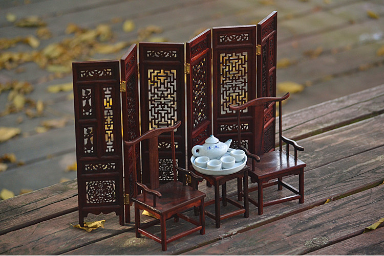 Mô hình nội thất thu nhỏ Mahogany Mini Wood Ghế trang trí Circle Circle Cán bộ Hat Ghế Màn hình Nhà búp bê - Trang trí nội thất trang trí bếp