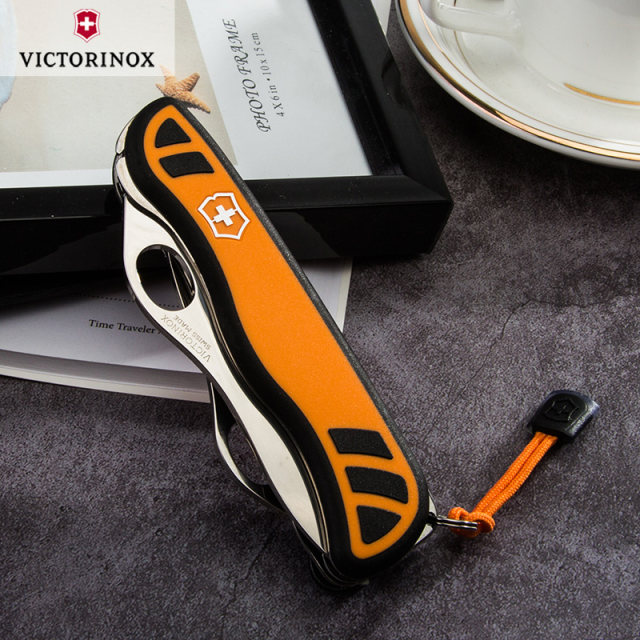 Victorinox Swiss Army Knife Hunter XT111mm Sergeant's Knife Outdoor Multifunctional Folding Knife 0.8341.MC9