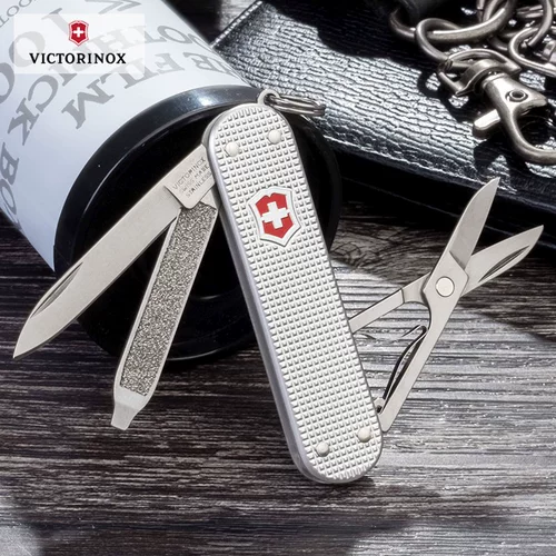 Оригинальный швейцарский армейский нож Victorinox, швейцарский сержантский нож, ручка из алюминиевого сплава, модель 0.6221.26, подлинная
