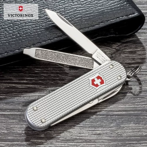 Оригинальный швейцарский армейский нож Victorinox, швейцарский сержантский нож, ручка из алюминиевого сплава, модель 0.6221.26, подлинная