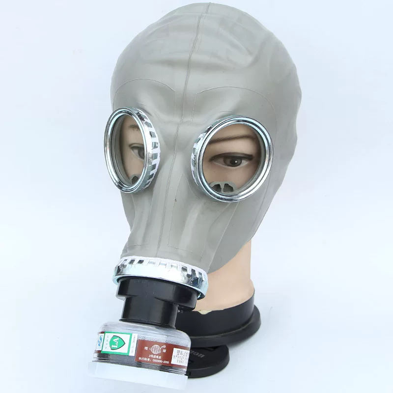 Rubber gas mask