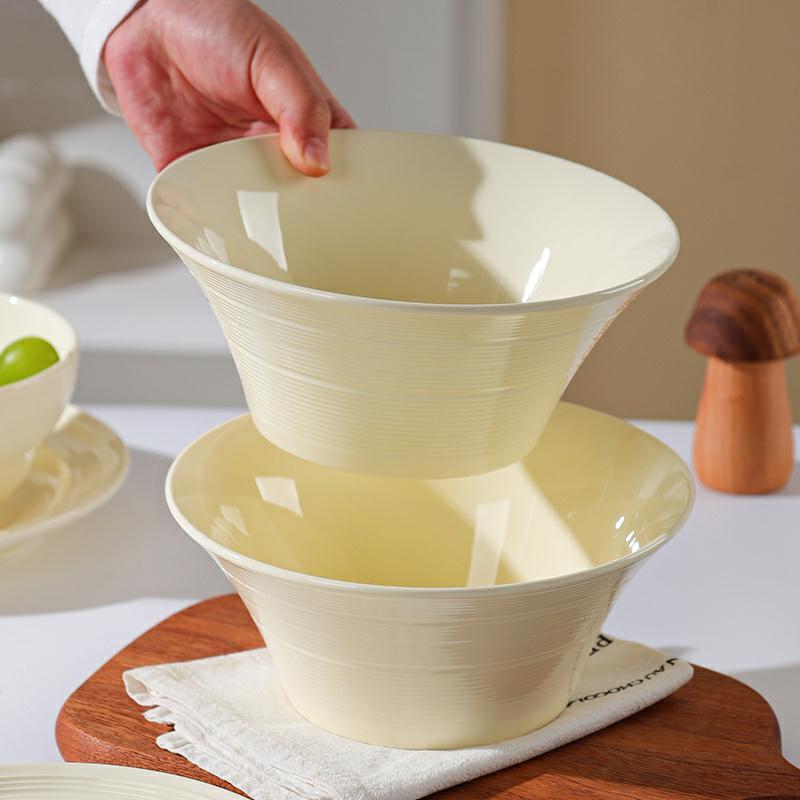 Large Soup Bowl for Home Use, High-Capacity, Stylish Design, 8inch Inch, Suitable for Serving Noodles and Soup