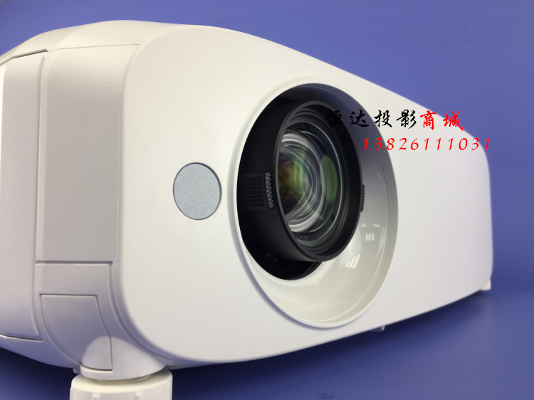 Máy chiếu Panasonic PT-BZ580C PT-BX660C giáo dục hội nghị lớn PT-BW550C màn hình rộng - Máy chiếu
