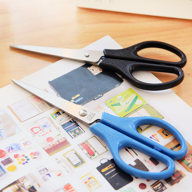 Three years two classes●Deli stationery widened stainless steel scissors Paper-cut knife Office scissors Paper-cut scissors