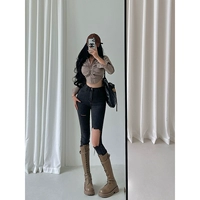 Темно-серый