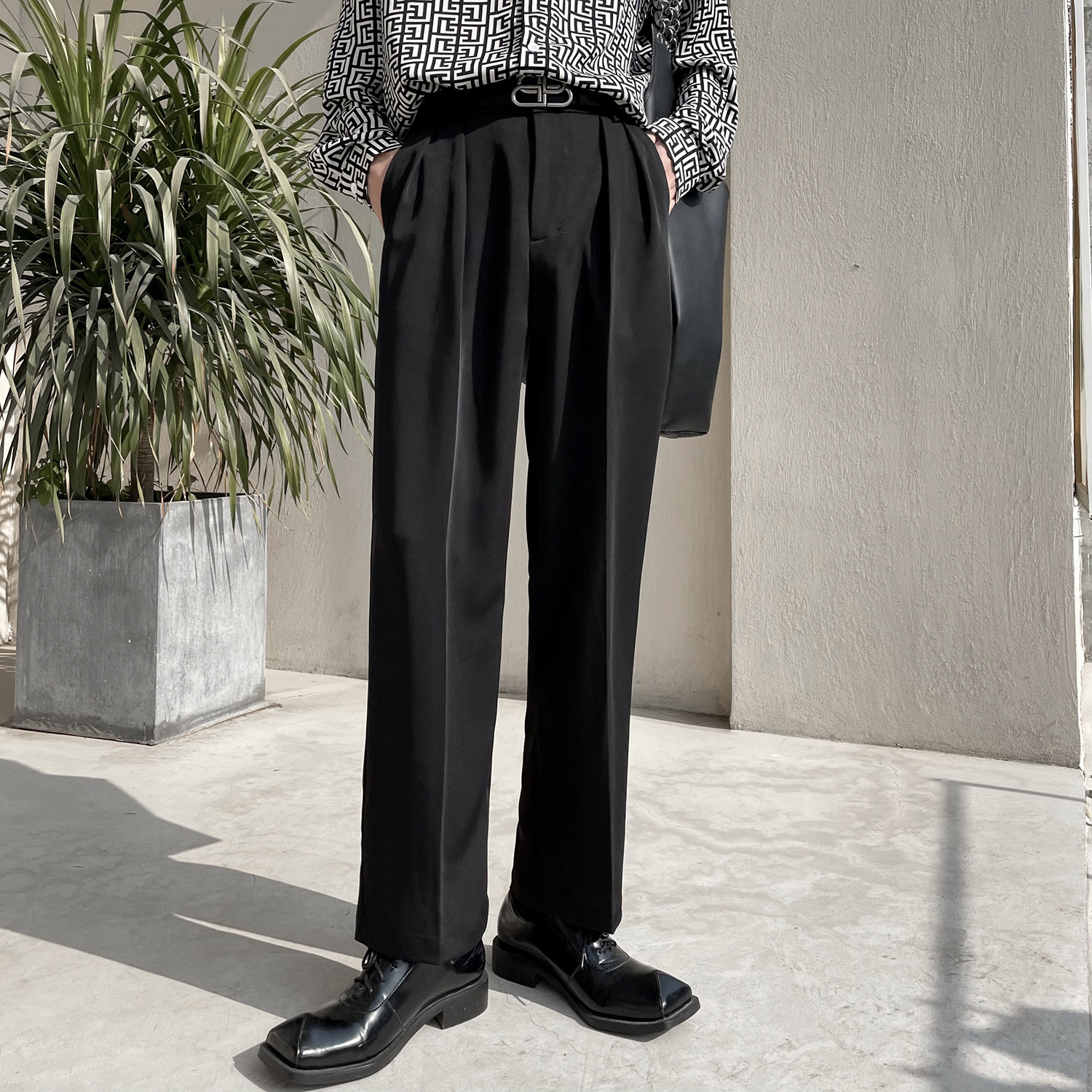 Black drapey trousers men's straight 2022 spring new Korean version of the trend casual pants men's handsome suit pants