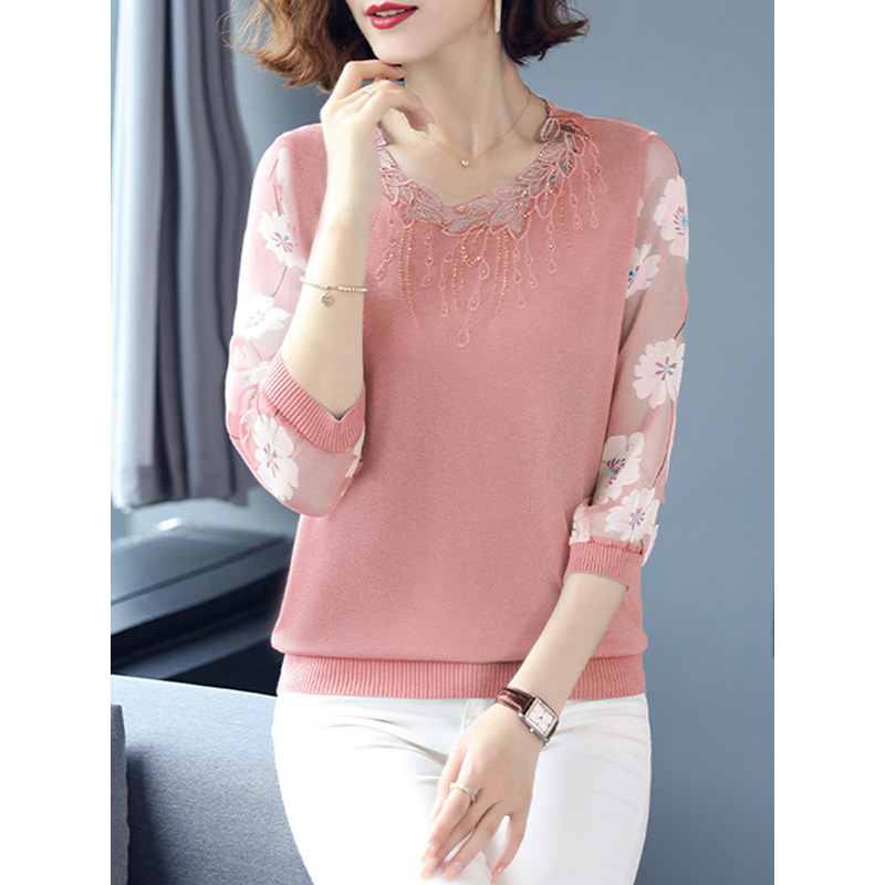 Mother's clothing 2022 new tops summer clothing middle-aged and elderly women's clothing age-reducing long-sleeved middle-aged Western style spring bottoming shirts