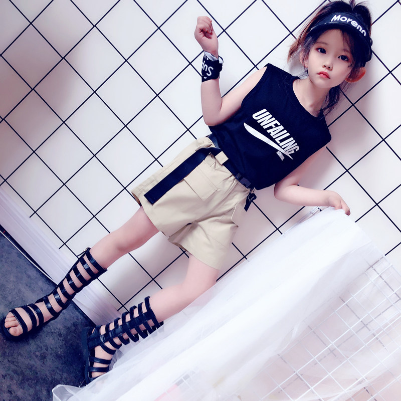 Girls suit 2022 new Summer Korean version Children's dress CUHK Fairy Ocean Alphabet Vest shorts Two sets