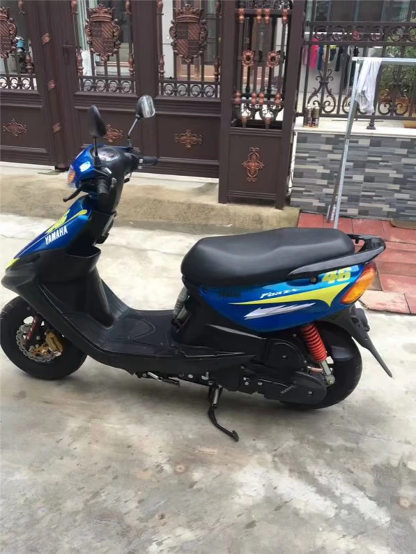 Được sử dụng nguyên bản chính hãng Yamaha Fuxi Qiaoge bốn thì 100c đạp điện phun nước hai ba xe máy - mortorcycles