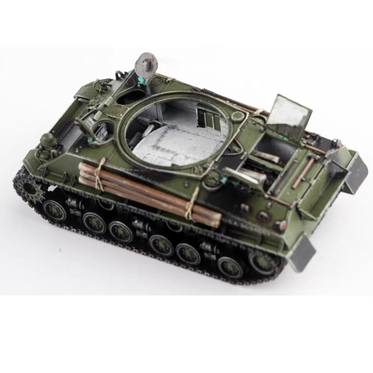 AM 1/72 American M4A3E8 Sherman танк Fury внутренняя версия готовая модель (без солдат)