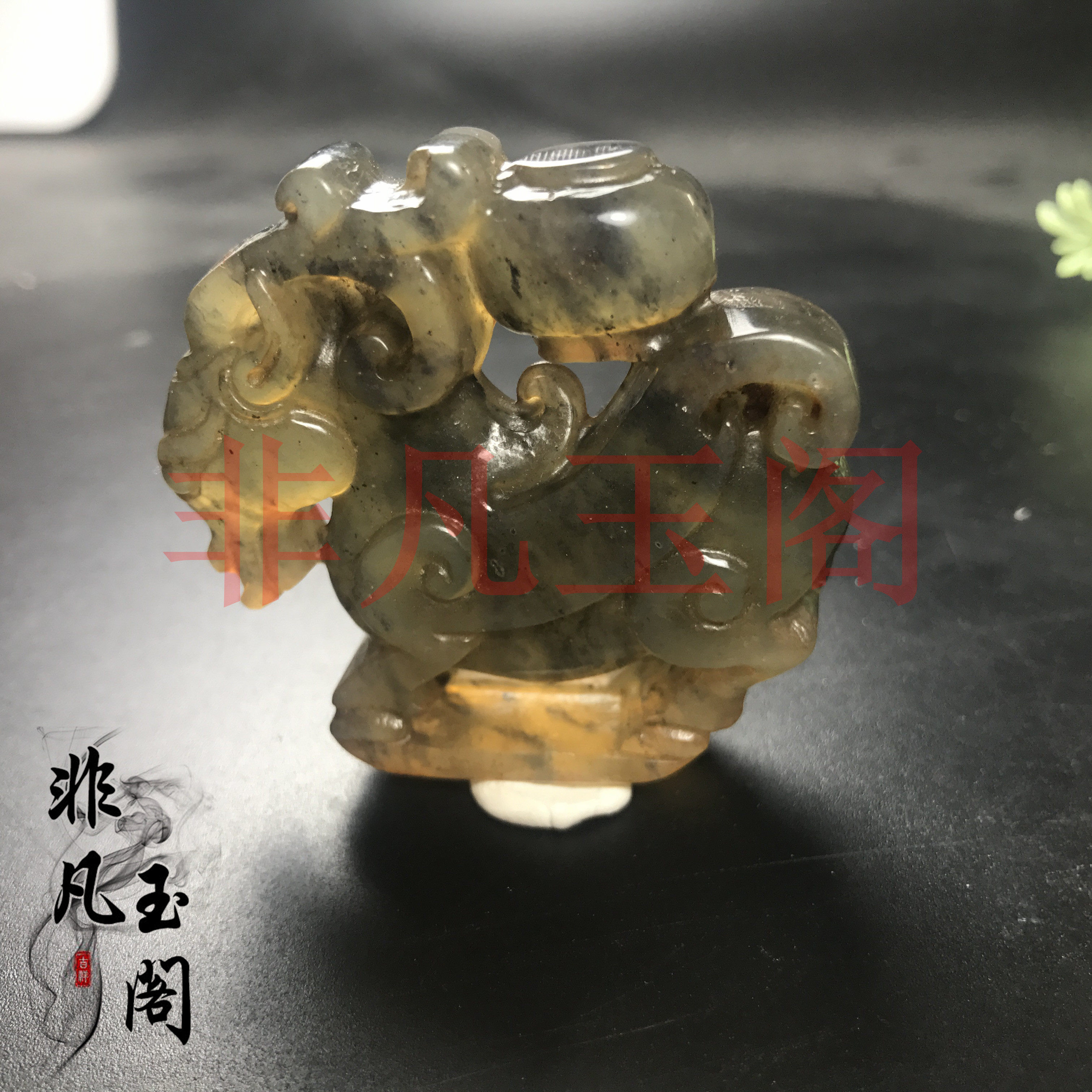 Gao ancient jade handle pieces of Ming and Qing antique jade antique old Xiuyu sheep sheep Ruyi pendant jade bi old objects collection