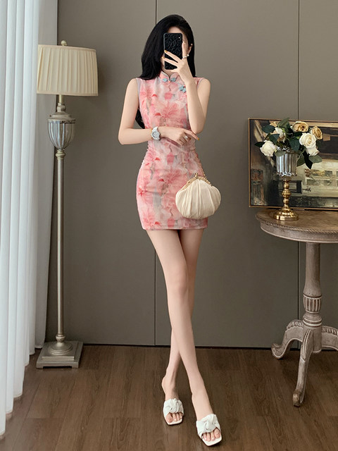 Summer New Chinese-Style National Style Stand-Up Collar Buttoned Dress for Women, Elegant Sleeveless Retro Printed Improved Slim-Fit Cheongsam Dress