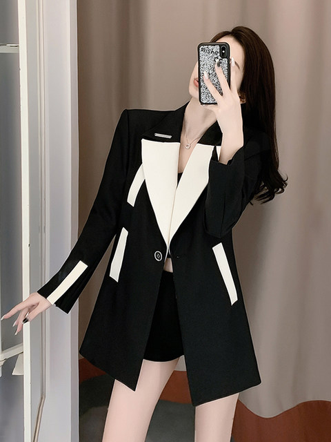 Autumn Clothing with a High-End Feel, Goddess-Style Casual Blazer for Women, Loose Design, Stylish and Eye-Catching Small Suit