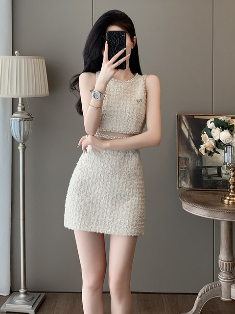 Summer Socialite Elegant French Light Luxury Sleeveless Dress with Exposed Waist, Sexy Little Chanel-Style Dress for Women with a High-End Feel