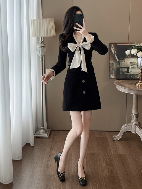 Fashionable French Hepburn Style Little Black Dress for Women, Elegant and Mature Style, Goddess Style, Chanel Style Dress with a High-End Feel
