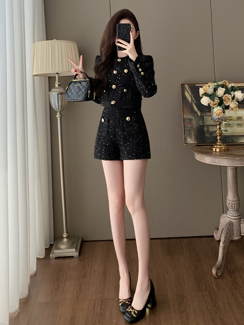 Autumn age-reducing fashion sweet cool royal sister rich daughter western style small fragrance suit feminine temperament shorts two-piece set