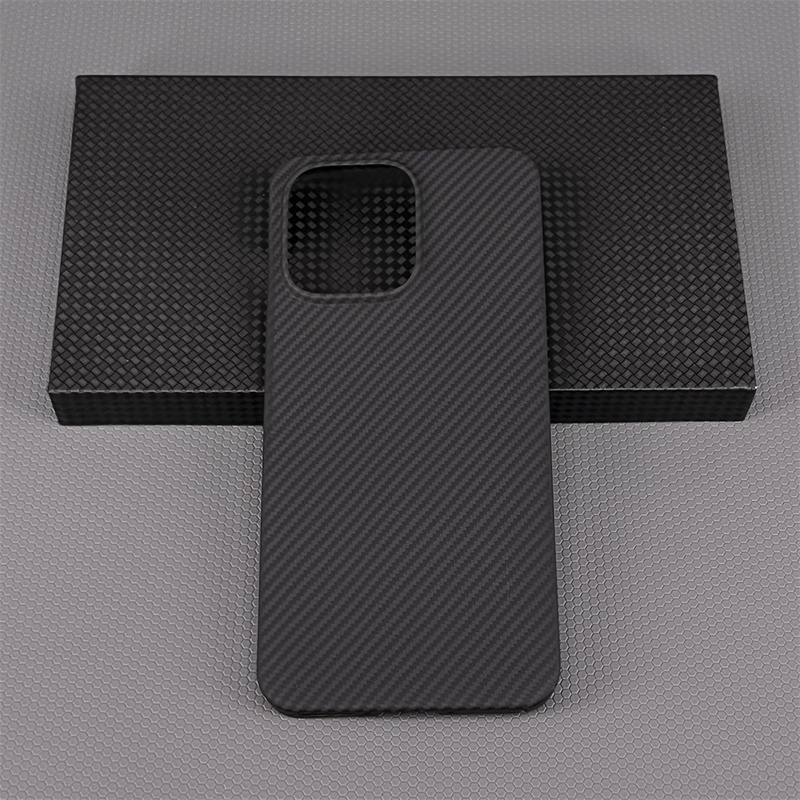 Suitable for Oneplus 13t Mobile Phone Case Kevlar Aramid Carbon Fiber All-Inclusive Protective Cover New Frosted Anti-Fall Magnetic Back Cover Pro Classy Business Ultra-Thin Cooling Men's Hard Shell 13 Trend
