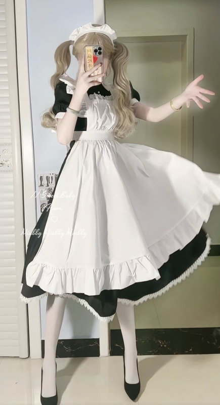 Miubby'Countess' Black and White Lace Long-Sleeved Long Noble Lolita Maid Costume Cosplay Outfit
