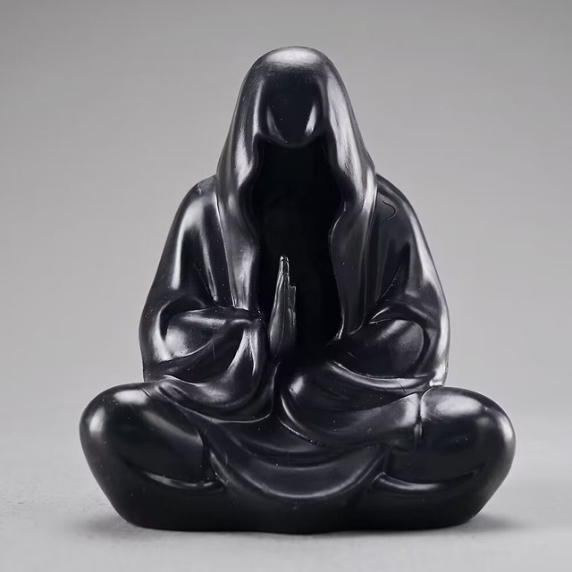 GK Mysterious Man in Black, Faceless Buddha, Meditation, Dark Desktop Ornaments, Game and Anime Peripheral Props