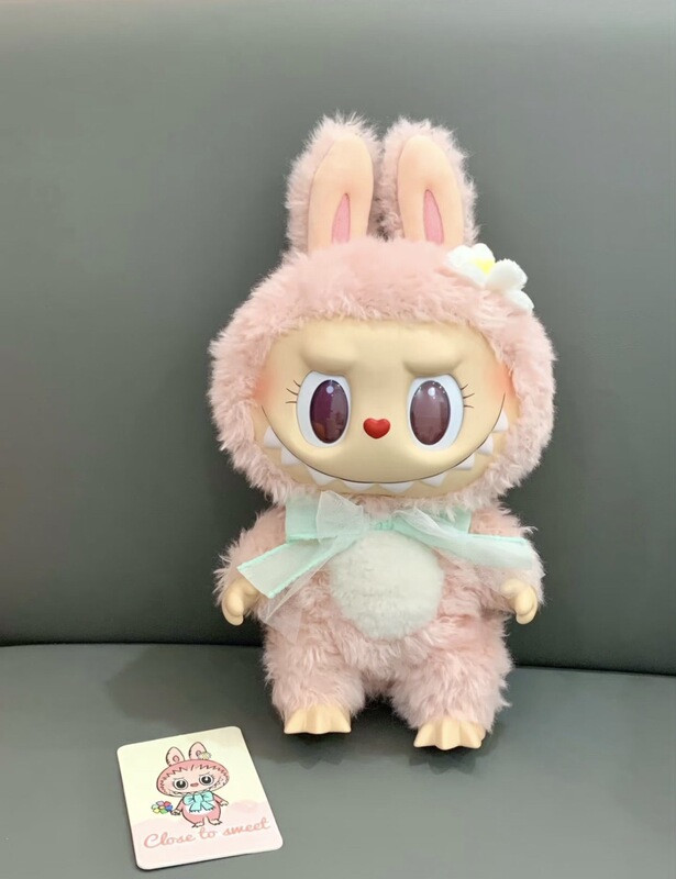 Popmart Mokoko Big Sweetheart Close to Sweet Vinyl Plush Doll 38cm