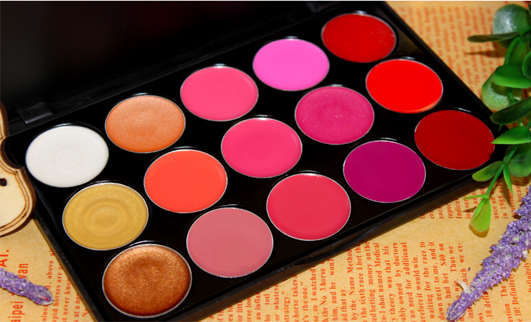 Trang điểm nghệ sĩ đặc biệt lip gloss kết hợp photo studio cô dâu trang điểm lip gloss tấm lip gloss lip balm trang điểm đĩa bảng mắt morphe