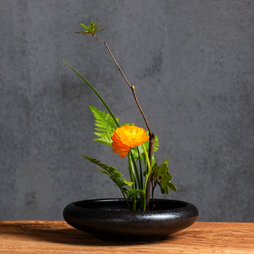 Китайская стиль японская стиль цветочная ловушка Цветочная церемония мечом гора цветочный художник маленький оригинальный поток керамика черный цветок мягкий формирующий материал