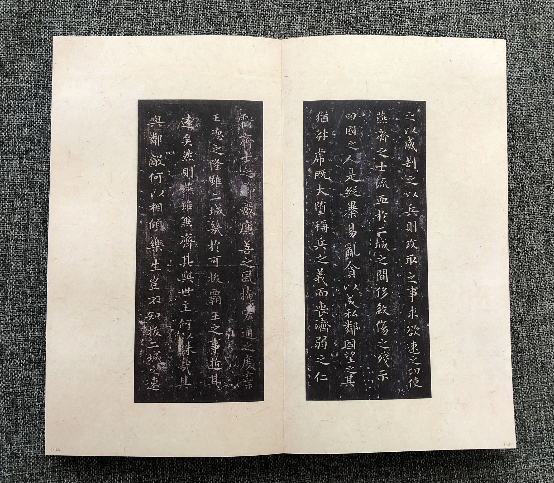 Каллиграфия, печать резки (новый) 善本碑帖精华 唐刻宋拓晋唐小楷八种 精装本 大都会藏西泠印社