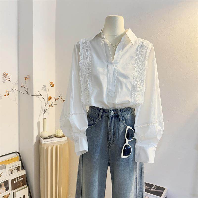 Lace Patchwork French Half-Open V-Neck White Long-Sleeved Shirt for Women 2026 Spring Loose Casual Workwear Elegant Top Lace Patchwork French Half-Open V-Neck White Long-Sleeved Shirt for Women 2026 Spring Loose Casual Workwear Elegant Top