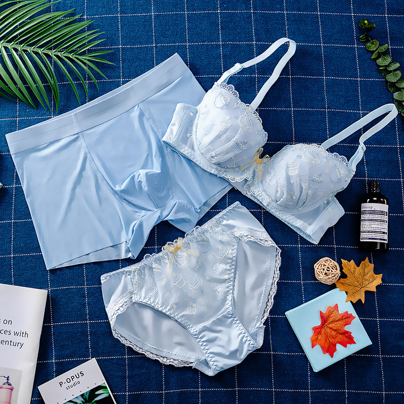 Japanese Summer Lovers Underwear Three Sets Soft Steel Ring With Underwear Shoulder Strap Hood Ice Silk Underpants No-Mark Underwear Suit