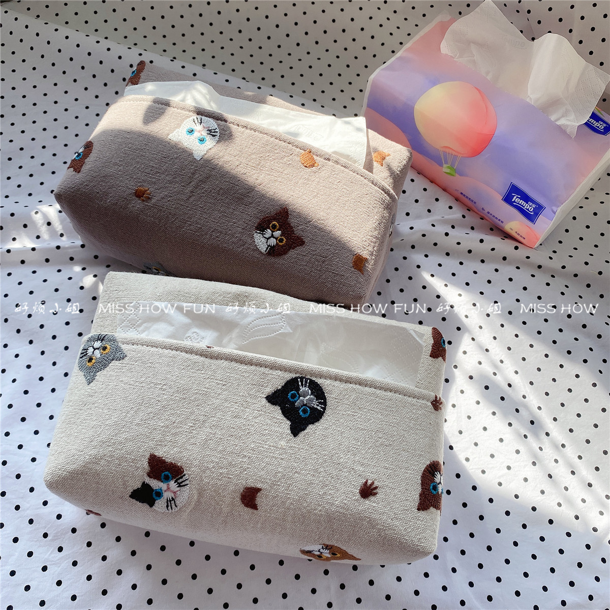 INS Nordic Japanese cat embroidery style imported cotton fabric to include stereo pumping tissue box pack
