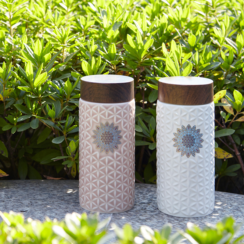 Do Tang Xuan porcelain cup with the flower of life applique imitation wood grain cover single 400 ml creative ceramic cup