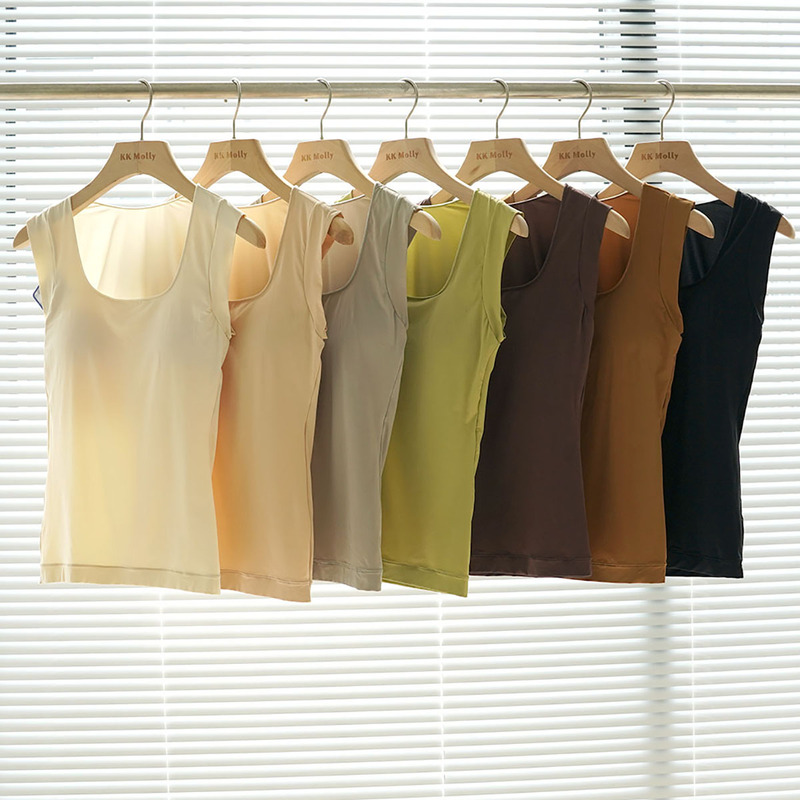 Daluomei Thermal Milk Leather Vest for Women, Thin Sleeveless Top with Chest Pads, Heating and Warmth, Base Layer Top, Invisible Underwear