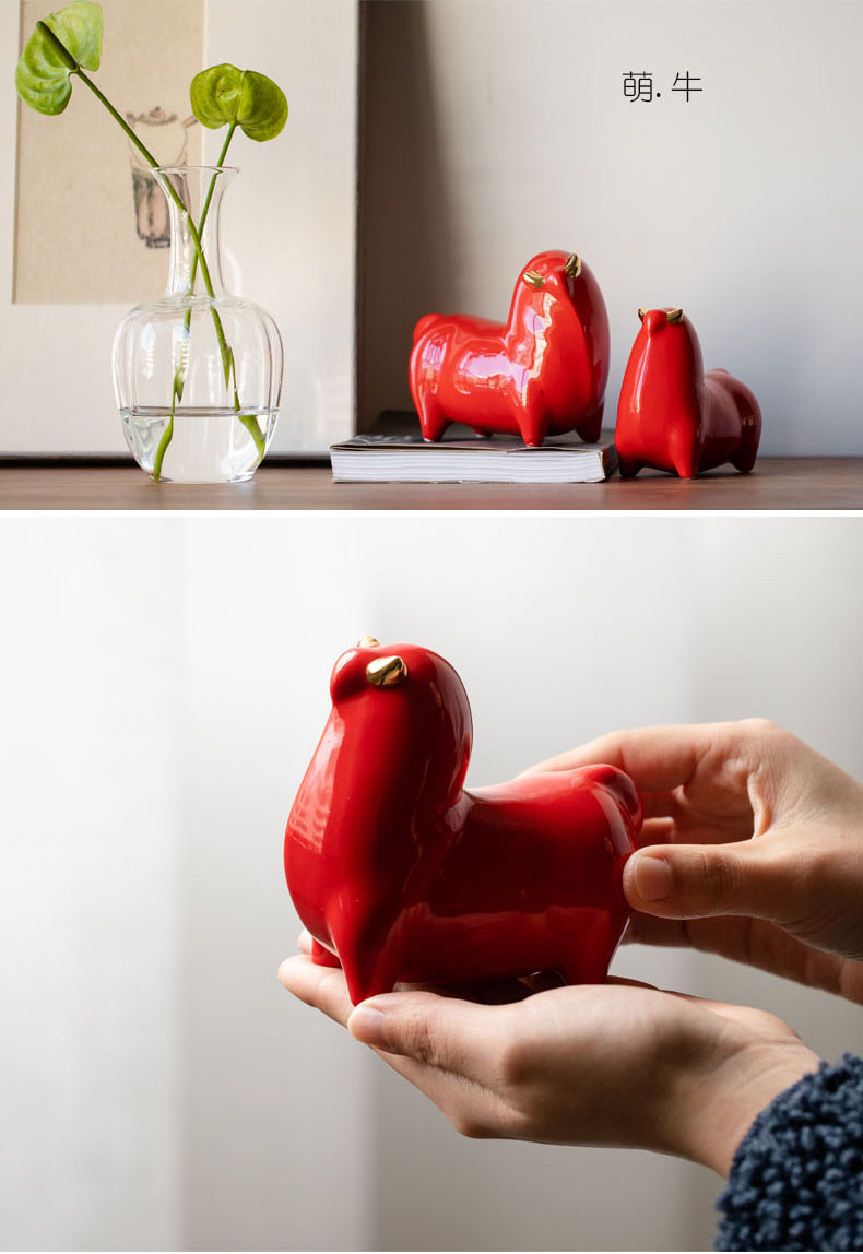 New Year gift porcelain red lucky decoration cows and turn things around an ox Year mascot bedside furnishing articles