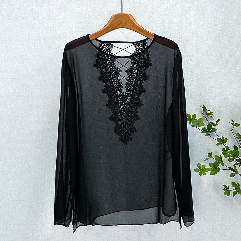 Elegant and Feminine Loose-Fitting Irregular Chiffon Blouse with Back Hollow Lace Pullover Black Gauze Top for Women in Summer