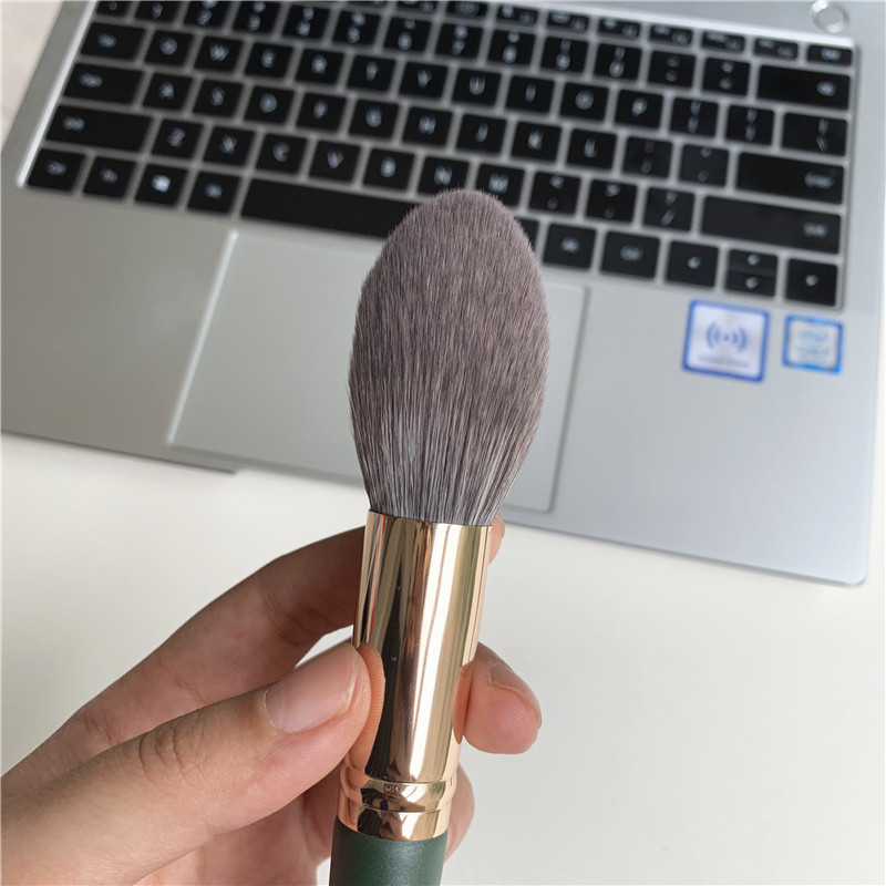 [Town Shop Treasure] 12 Makeup Brushes Animal Hair Loose Brush Blush