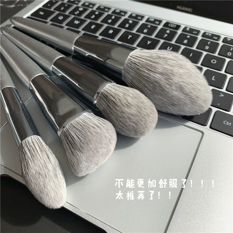 Softener, brush, face blush, eye shadow, 10 pieces