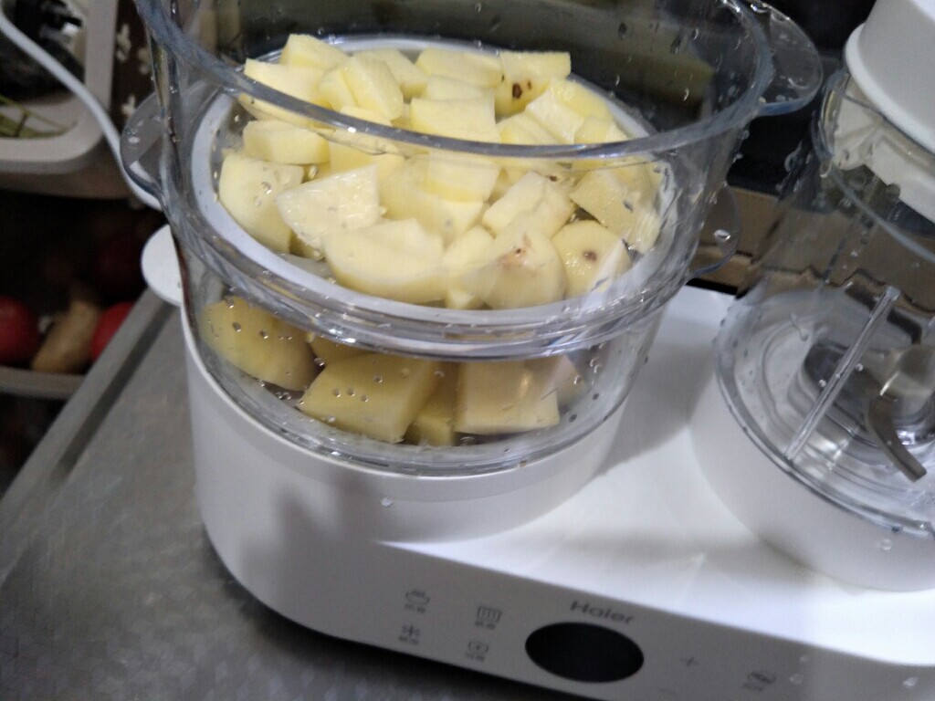 海尔婴儿辅食机好不好用，买来做礼物送人合适吗_搜券