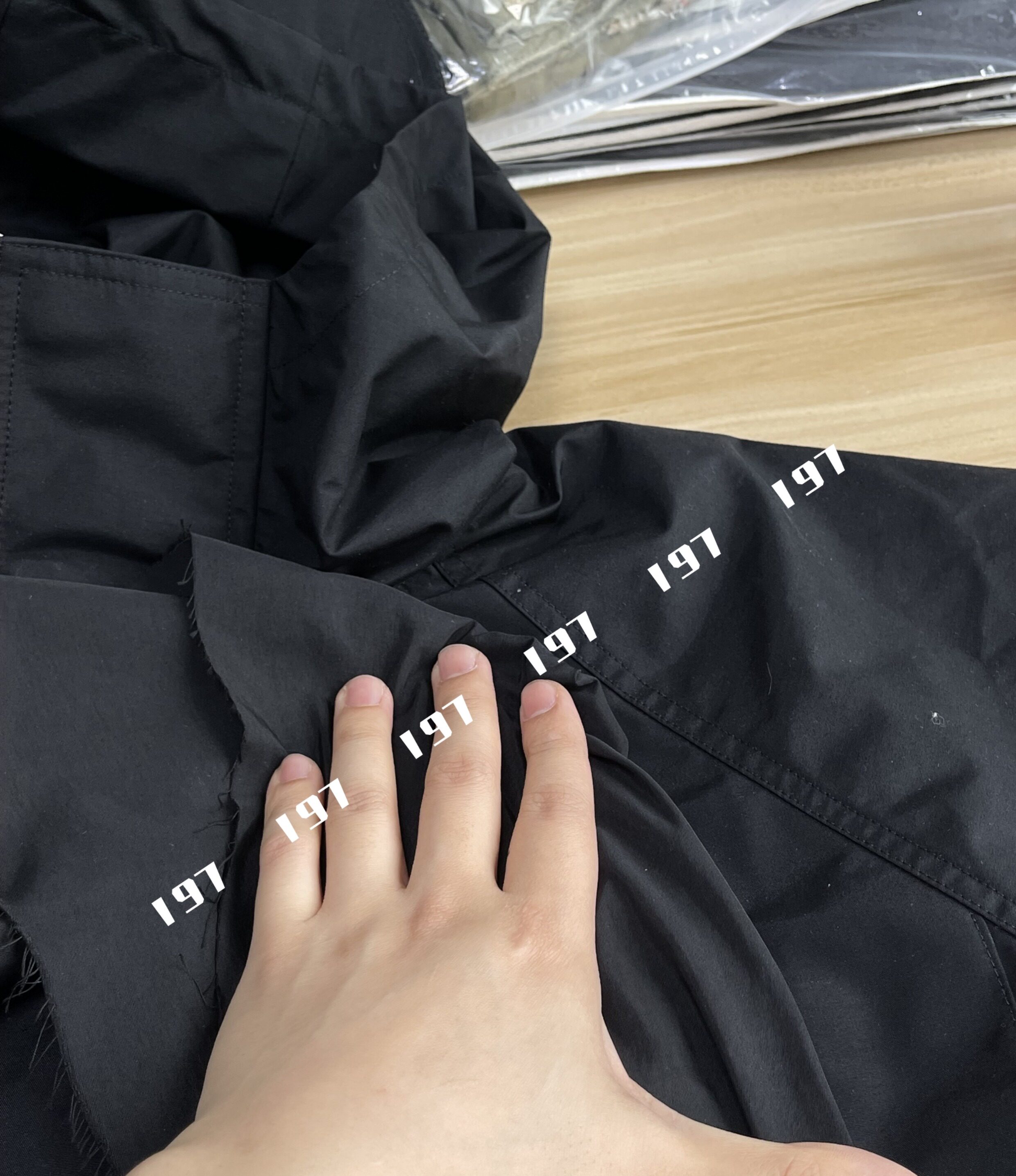 world.taobao.com: vujade008 enzo double zipper hooded hard shell 