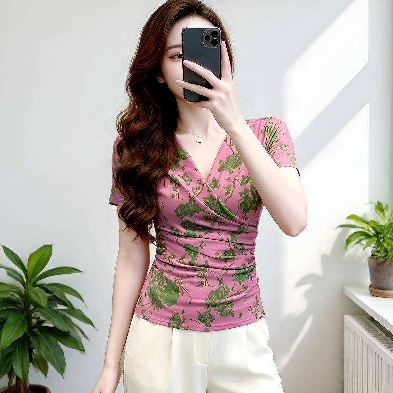 Lightweight and Breathable Floral Print Blouse for Women, New Summer Fashion Cross V-Neck Slim Fit Lace Top