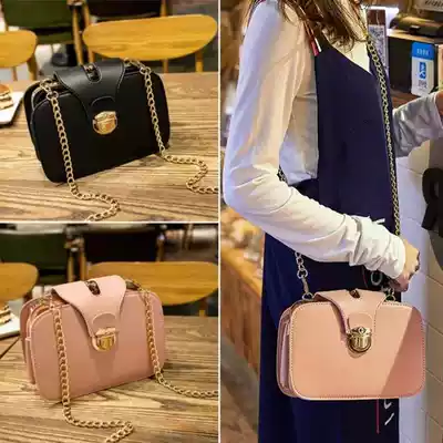 Women's bag 2019 new Korean fashion shoulder crossbody small square bag student chain bag trend lock clip bag