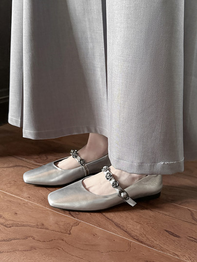 Genuine Leather Square Toe Camellia Buckle Mary Jane Shoes for Women Silver Shallow Mouth Women's Shoes Comfortable and Versatile Flats Shoes
