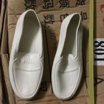 Beige low-top kitchen waterproof imitation oil labor insurance non-slip waiter rubber shoes soft and comfortable outdoor shoes in rainy days