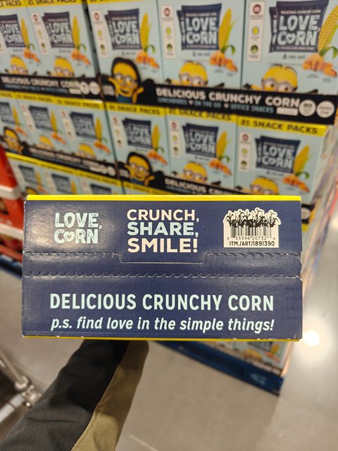 Costco Minions Corn Puffed Snacks 21 Packs Sea Salt Flavor Crispy Snacks Bagged 42g