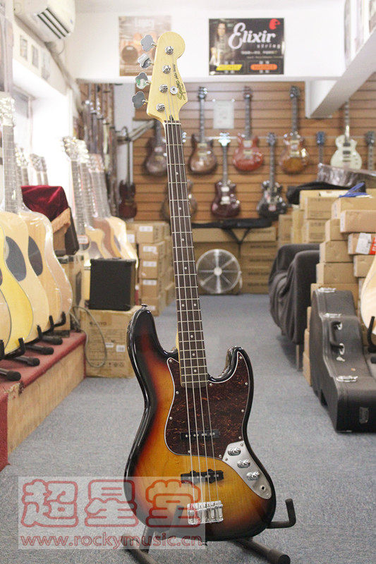 Finda Fender SQ VM030-6600-500 Retro Improved Series J Electric Bess (Superstar Hall)