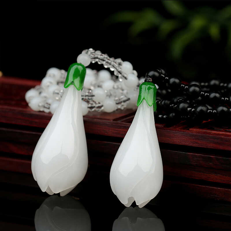 Golden Silk White Jade Orchid Pendant Quartz Rock Jade Sculpted Jade Orchid Necklace Women's Jade Jade Pendant Hair