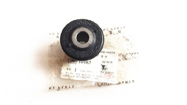 Snow iron Longfukang Elysee S30 triangular arm central bush triangular arm central gum cover 4S original factory piece